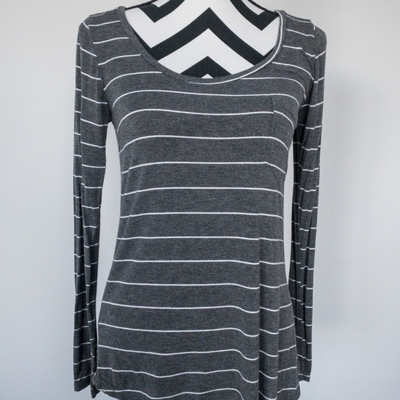 💖Love Charm Grey and White Stripped Shirt Sz Sm - Picture 1 of 5